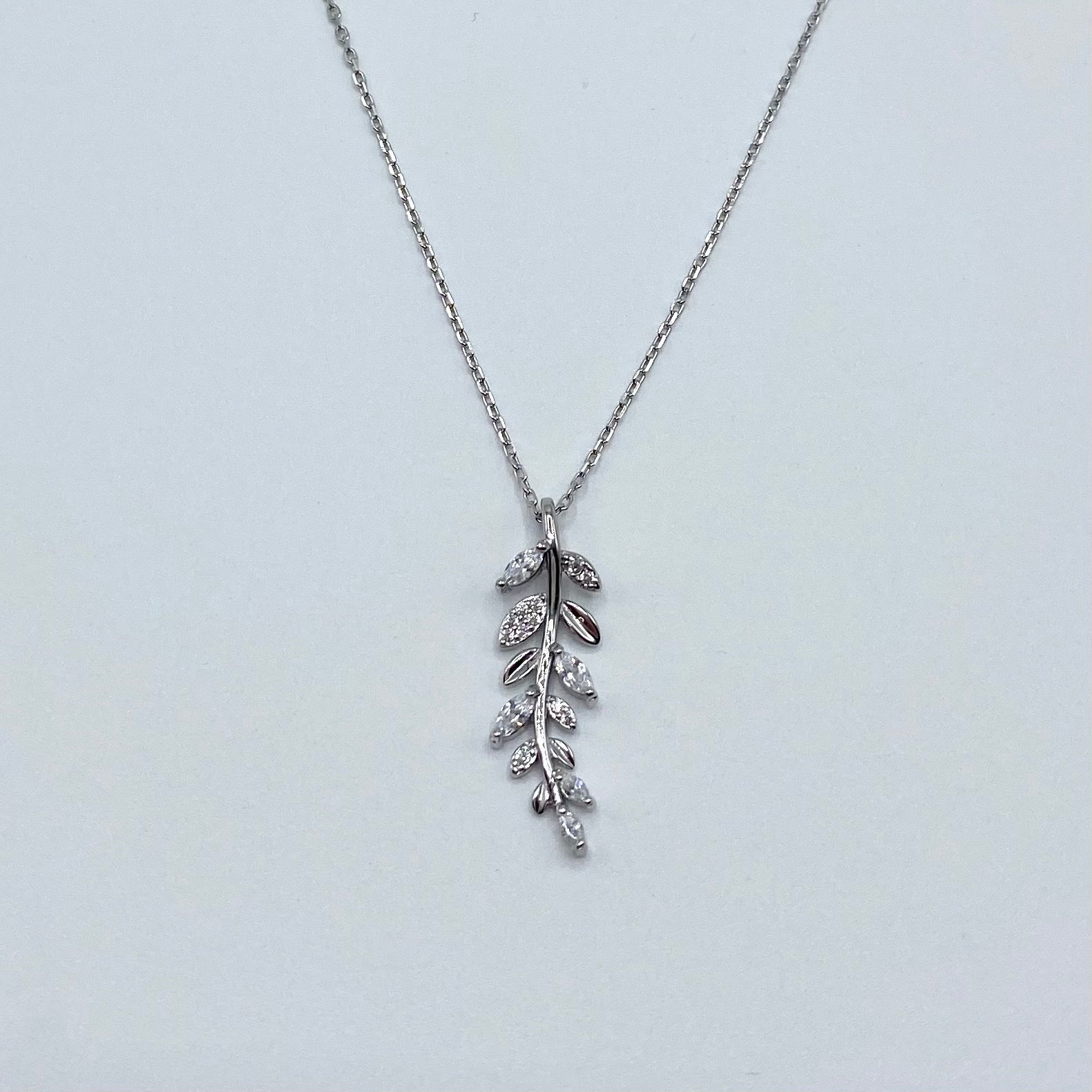 Sterling Silver Leaf Pendant Necklace