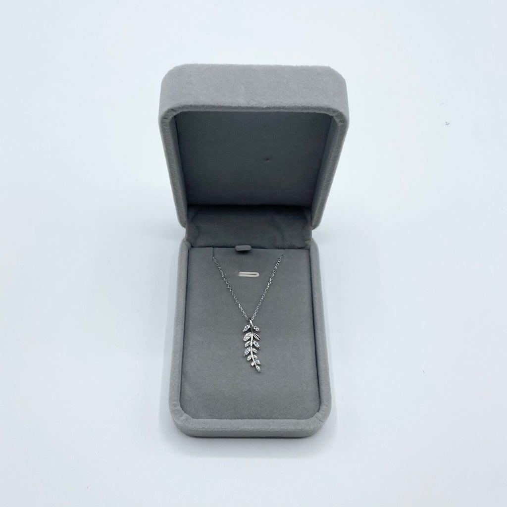Sterling Silver Leaf Pendant Necklace