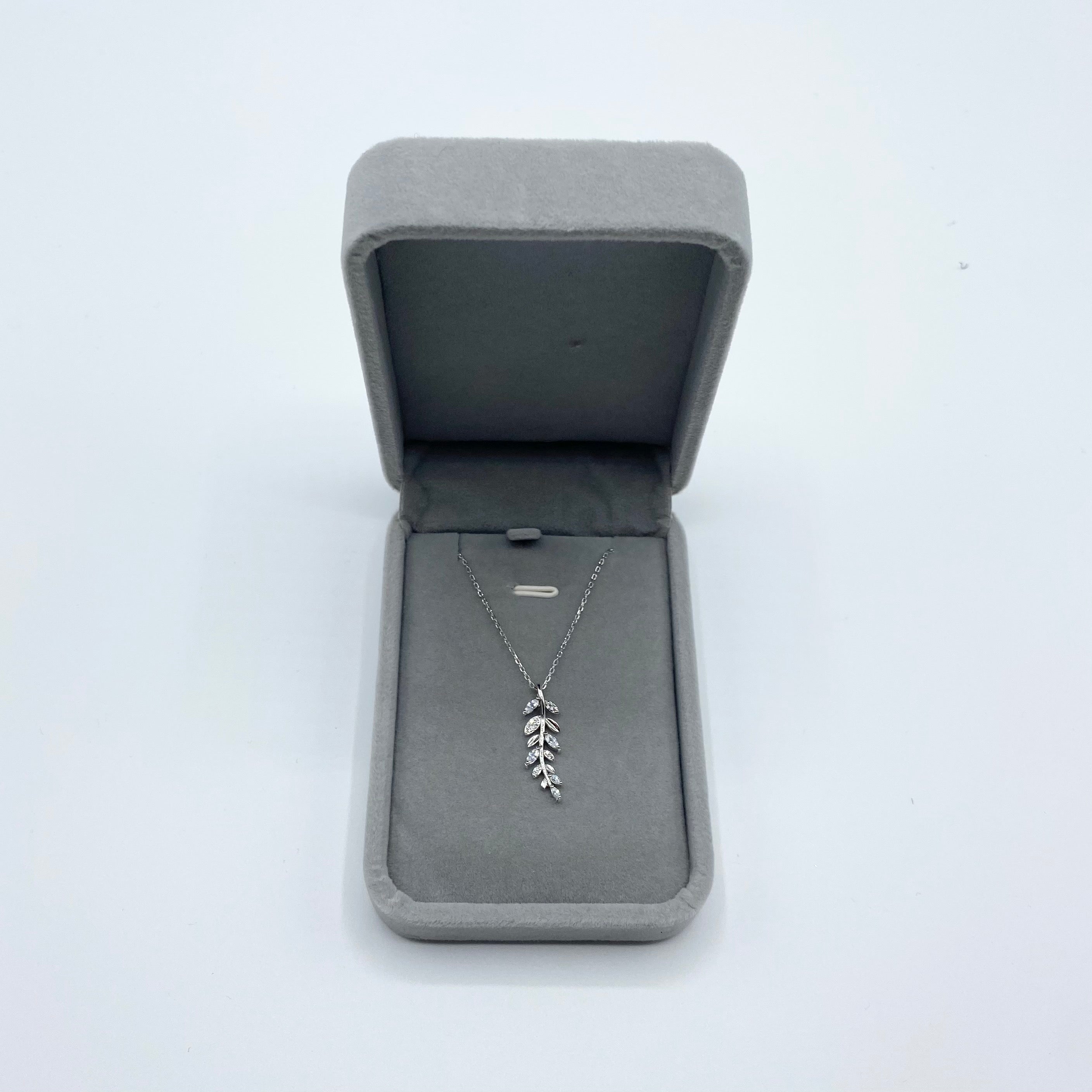 Sterling Silver Leaf Pendant Necklace